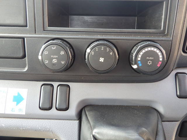 Mitsubishi Fuso canter Small Flat body TKG-FEA50(103444) 11枚目