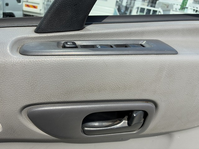 UDトラックス（日産） コンドル 中型 平ボディ TKG-MK38L(103443) 50枚目