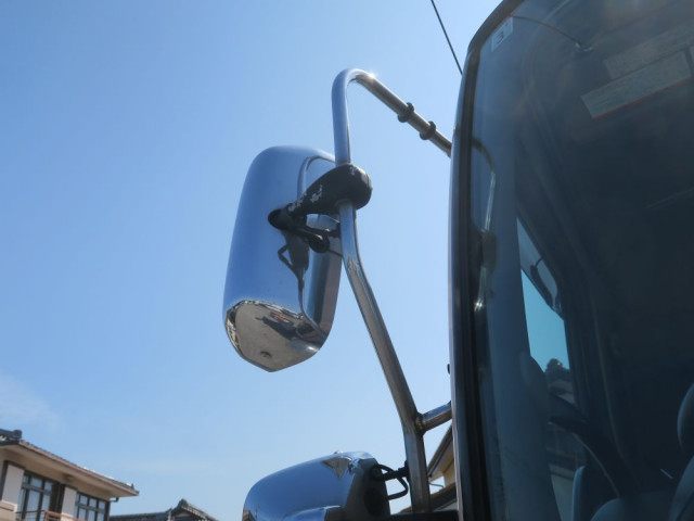 日野 プロフィア 大型 QKG-GN1APBA(103445) 10枚目