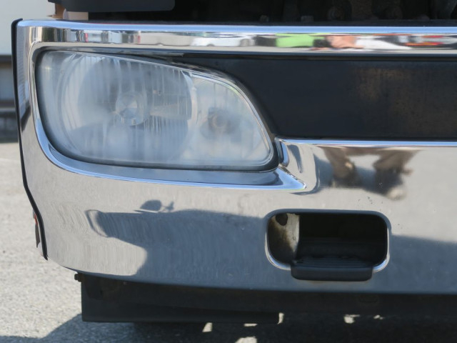 日野 プロフィア 大型 QKG-GN1APBA(103445) 11枚目