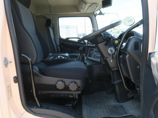 日野 プロフィア 大型 QKG-GN1APBA(103445) 17枚目