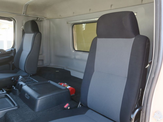 日野 プロフィア 大型 QKG-GN1APBA(103445) 20枚目