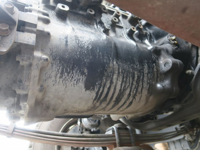 日野 プロフィア 大型 QKG-GN1APBA(103445) 31枚目