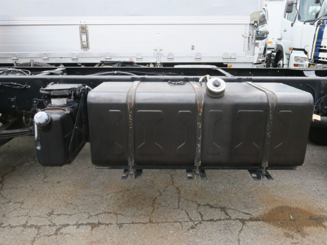 日野 プロフィア 大型 QKG-GN1APBA(103445) 35枚目