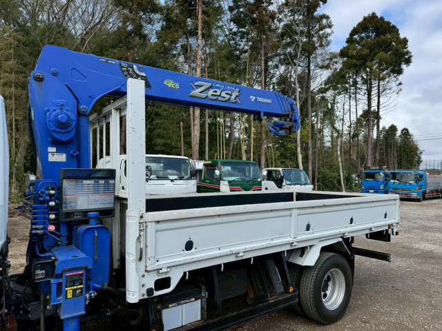 三菱ふそう キャンター 小型 平ボディ（クレーン付） TKG-FEA50(103446) 7枚目