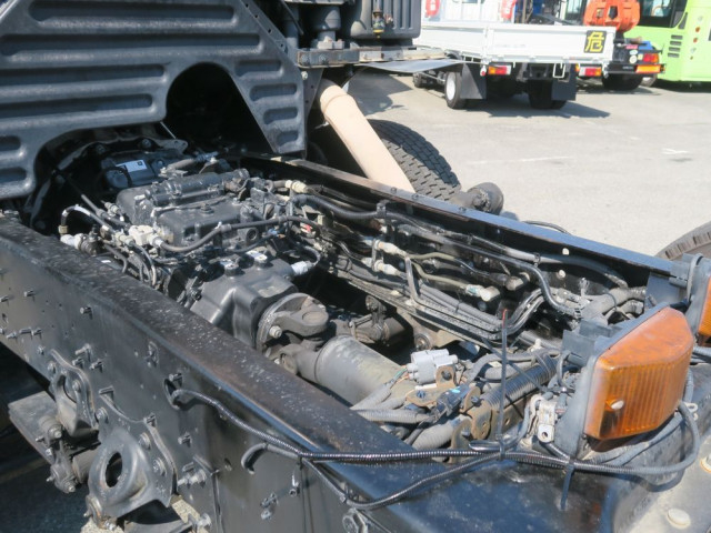 日野 プロフィア 大型 QKG-GN1APBA(103445) 42枚目