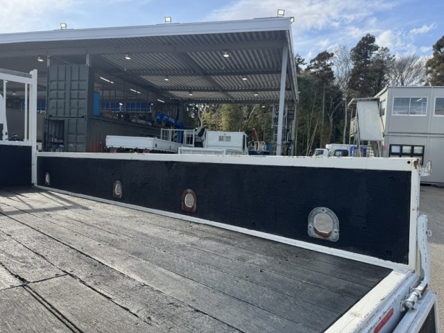 三菱ふそう キャンター 小型 平ボディ（クレーン付） TKG-FEA50(103446) 11枚目