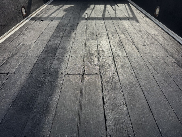 三菱ふそう キャンター 小型 平ボディ（クレーン付） TKG-FEA50(103446) 12枚目