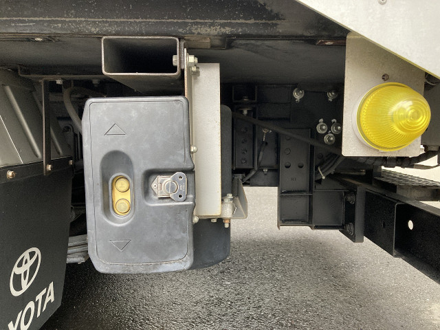 トヨタ ダイナ 小型 バン TKG-XZC605(103451) 32枚目