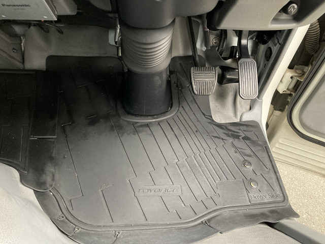 トヨタ ダイナ 小型 バン TKG-XZC605(103451) 39枚目