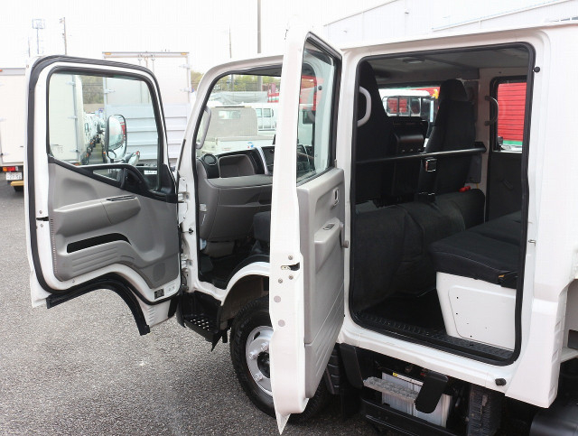 三菱ふそう キャンター 小型 Wキャブ 2RG-FGA20(103510) 32枚目