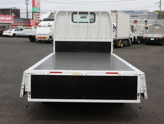 Mitsubishi Fuso canter Small Flat body TPG-FBA00(103513) 15枚目