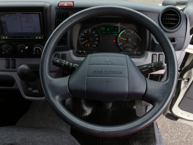 Mitsubishi Fuso canter Small Flat body TPG-FBA00(103513) 34枚目