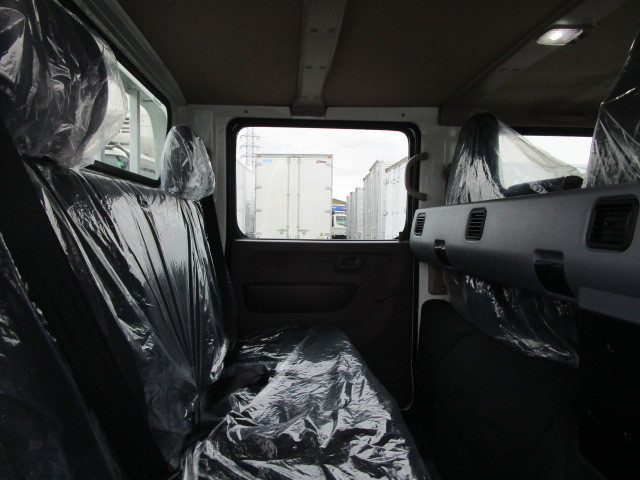 三菱ふそう キャンター 小型 Wキャブ 2RG-FBA20(103549) 19枚目