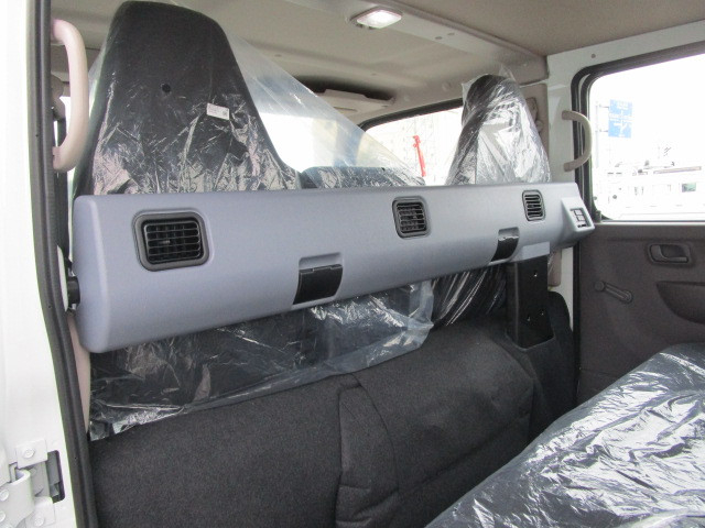 三菱ふそう キャンター 小型 Wキャブ 2RG-FBA20(103548) 22枚目