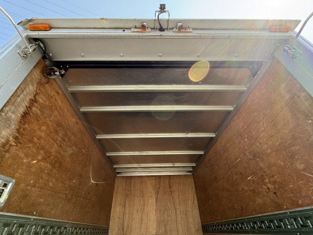 トヨタ ダイナ 小型 バン BDG-XZU308(103551) 13枚目