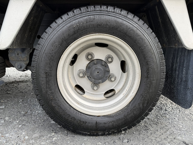 トヨタ ダイナ 小型 バン BDG-XZU308(103551) 35枚目