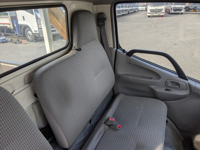 トヨタ ダイナ 小型 平ボディ TKG-XZU605(103583) 34枚目