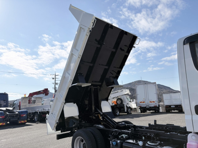 三菱ふそう キャンター 小型 土砂ダンプ 2RG-FBA60(103591) 19枚目