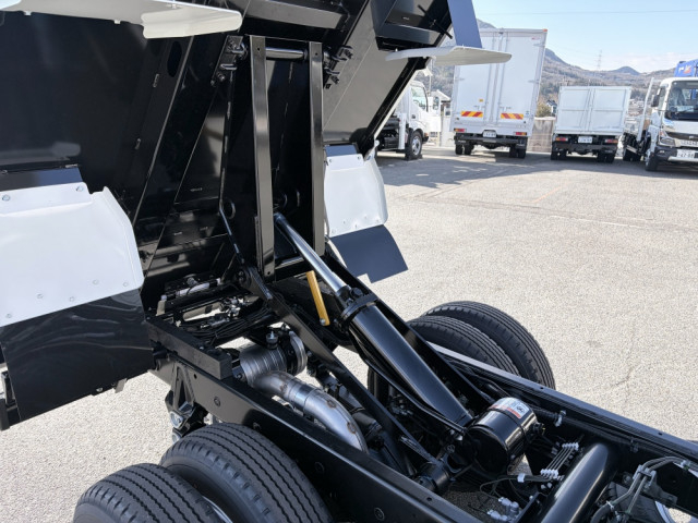 三菱ふそう キャンター 小型 土砂ダンプ 2RG-FBA60(103591) 20枚目