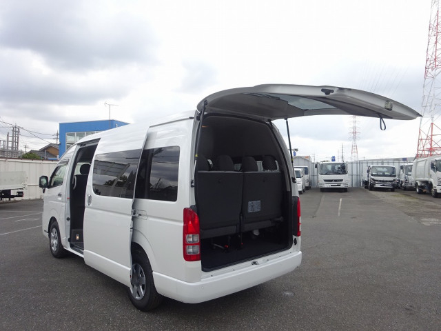 トヨタ 小型 バス 3DF-GDH223B(103592) 6枚目