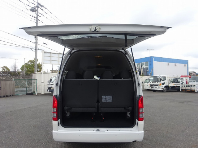 トヨタ 小型 バス 3DF-GDH223B(103592) 8枚目