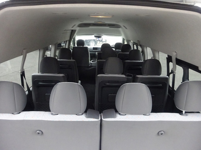 トヨタ 小型 バス 3DF-GDH223B(103592) 16枚目