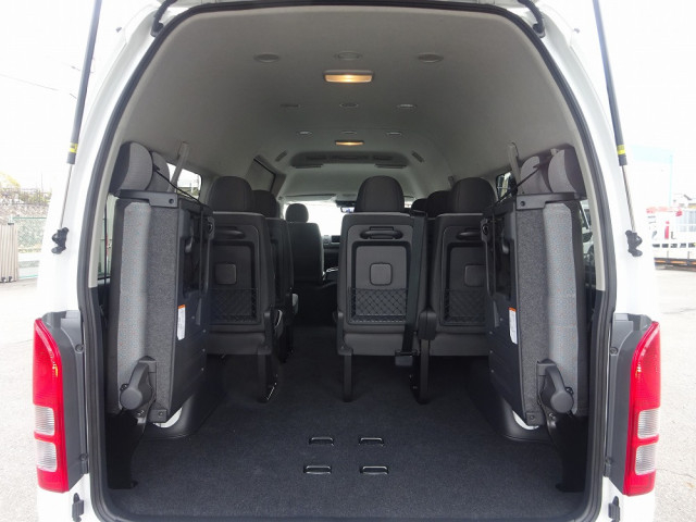 トヨタ 小型 バス 3DF-GDH223B(103592) 20枚目