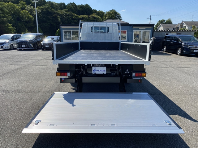 三菱ふそう キャンター 小型 平ボディ 2PG-FEB80(103593) 9枚目