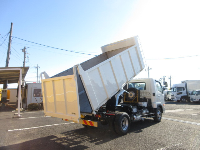 三菱ふそう ファイター 中型 土砂ダンプ 2KG-FK72F(103594) 10枚目