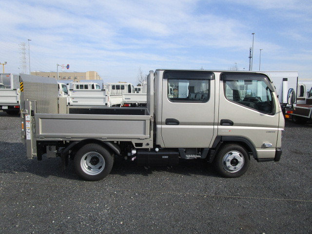 三菱ふそう キャンター 小型 Wキャブ 2RG-FBA20(103595) 6枚目