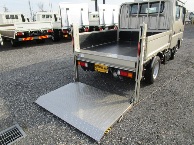 三菱ふそう キャンター 小型 Wキャブ 2RG-FBA20(103595) 33枚目