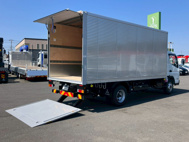 三菱ふそう キャンター 小型 バン 2PG-FEB80(103645) 6枚目