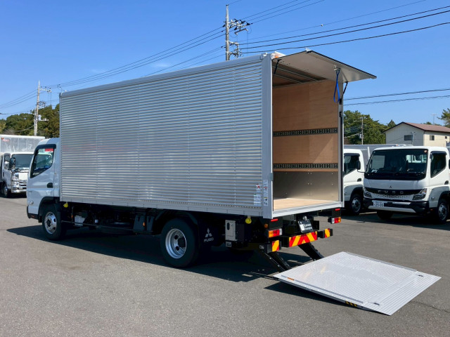 三菱ふそう キャンター 小型 バン 2PG-FEB80(103645) 14枚目