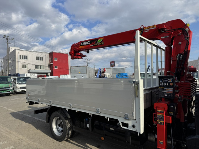 三菱ふそう キャンター 小型 平ボディ（クレーン付） 2RG-FEB80(103650) 6枚目