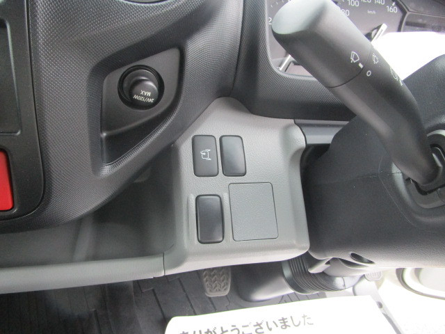 日野 デュトロ 小型 バン 2KG-XZU710M(103649) 16枚目