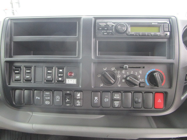 日野 デュトロ 小型 バン 2KG-XZU710M(103649) 18枚目