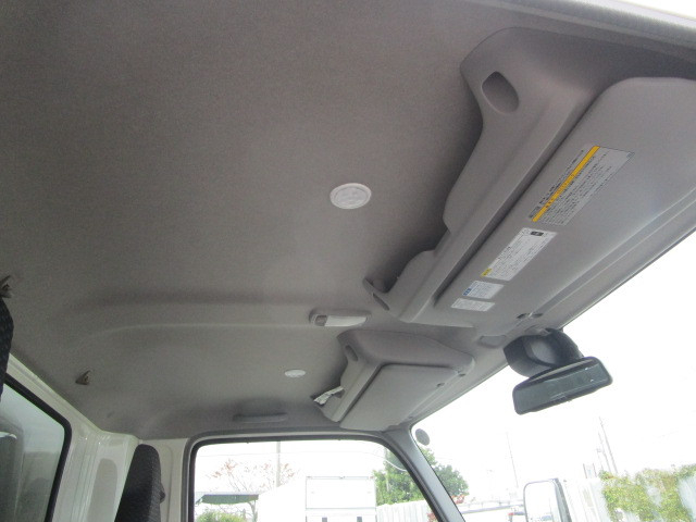 日野 デュトロ 小型 バン 2KG-XZU710M(103649) 21枚目