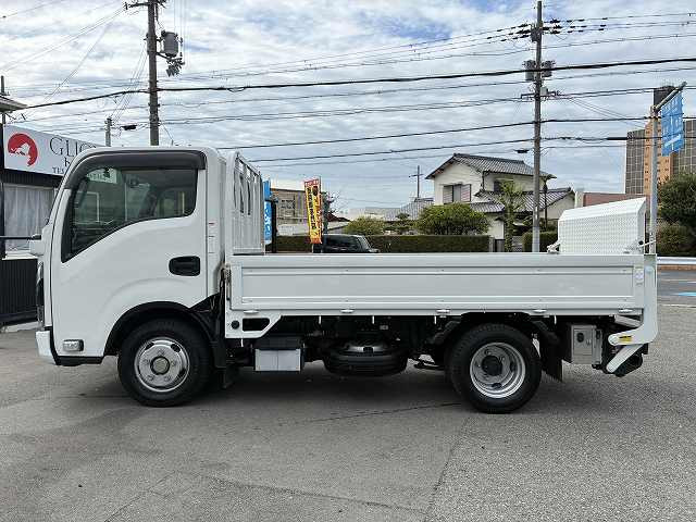 いすゞ エルフ 小型 平ボディ 2TG-NJR88AF(103652) 4枚目