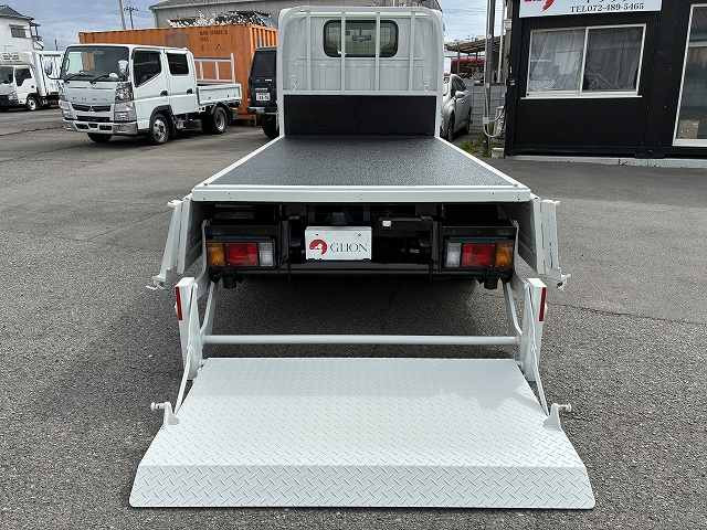 いすゞ エルフ 小型 平ボディ 2TG-NJR88AF(103652) 14枚目