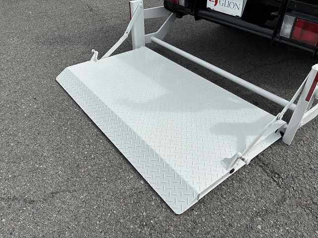 いすゞ エルフ 小型 平ボディ 2TG-NJR88AF(103652) 16枚目