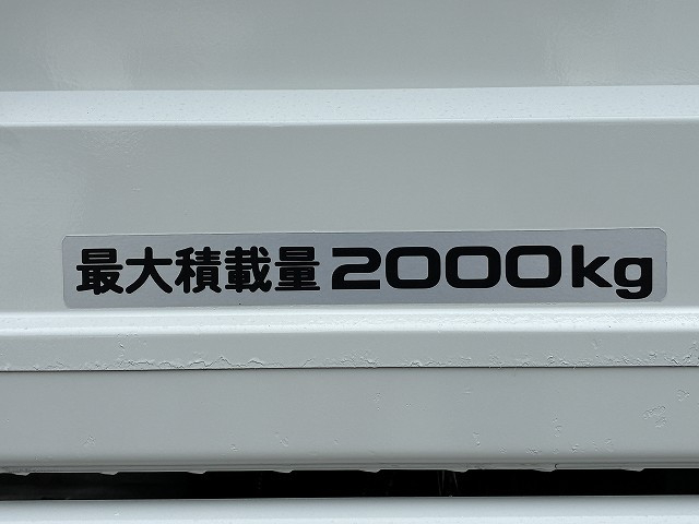 いすゞ エルフ 小型 平ボディ 2TG-NJR88AF(103652) 17枚目