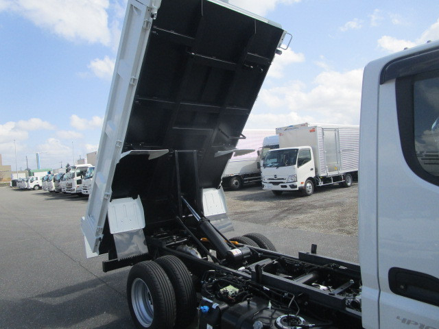 三菱ふそう キャンター 小型 土砂ダンプ 2RG-FBA60(103651) 29枚目