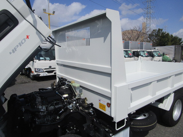 三菱ふそう キャンター 小型 土砂ダンプ 2RG-FBA60(103651) 33枚目