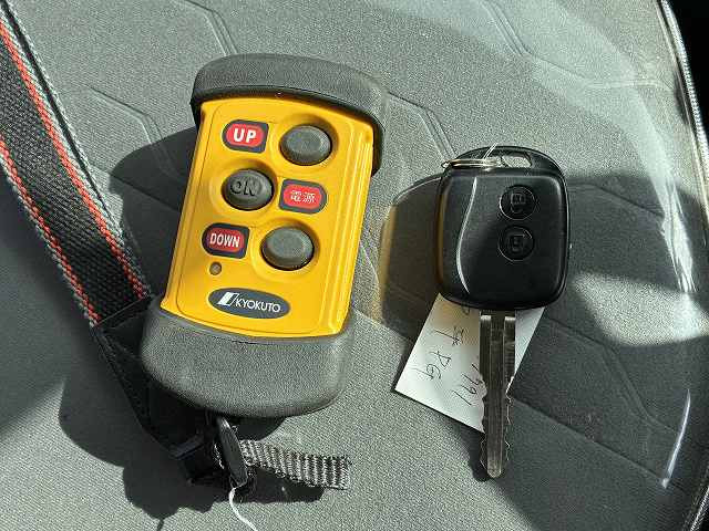 いすゞ エルフ 小型 平ボディ 2TG-NJR88AF(103652) 44枚目