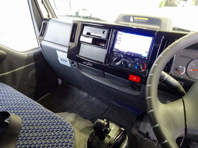 いすゞ エルフ 小型 Wキャブ 2RG-NJS88A(103655) 8枚目