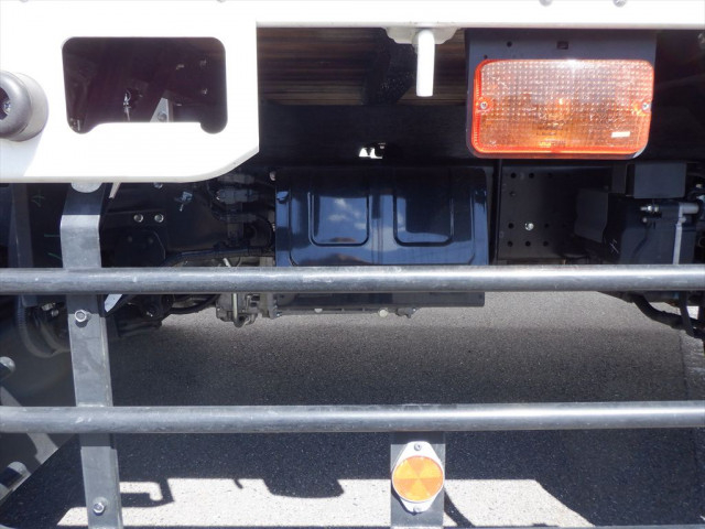 いすゞ フォワード 増トン 平ボディ 2RG-FTR90U2(103656) 16枚目