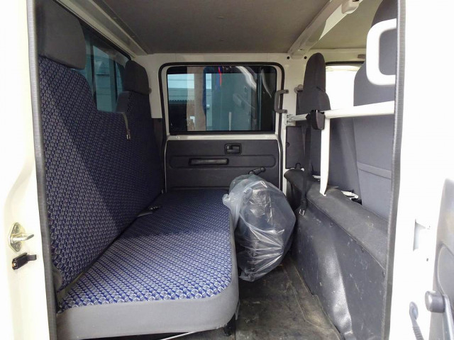 いすゞ エルフ 小型 Wキャブ 2RG-NJS88A(103655) 22枚目