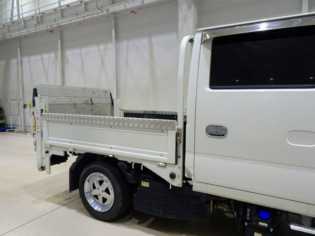 いすゞ エルフ 小型 Wキャブ 2RG-NJS88A(103655) 26枚目