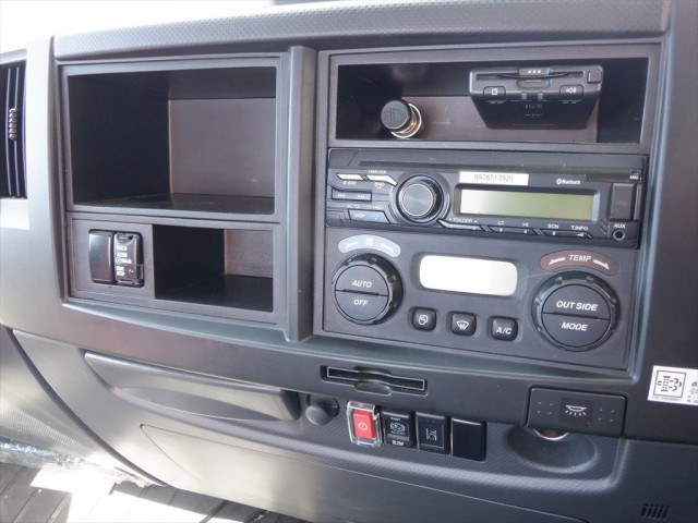 いすゞ フォワード 増トン 平ボディ 2RG-FTR90U2(103656) 23枚目